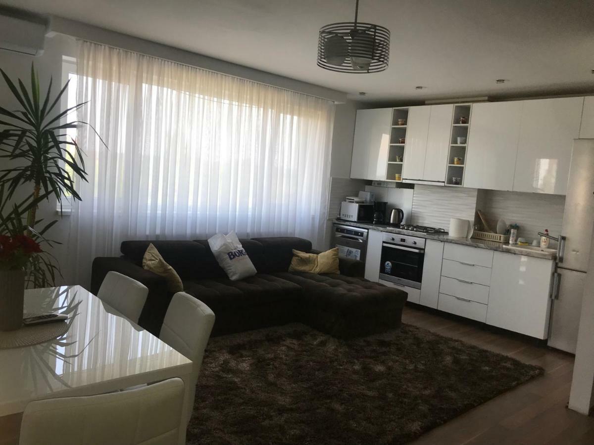 Pipera Lake View By Acme Rent Bucarest Exterior foto